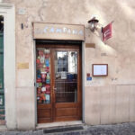 El restaurante más antiguo de Roma, La Campana con 500 años